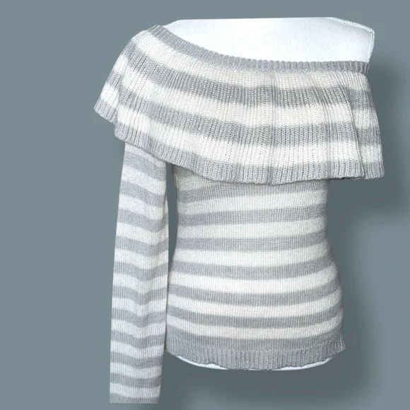 ROMEO & JULIET COTURE Y2K One Shoulder Stripe Sweater Gray & Winter White Size M - Picture 4 of 13